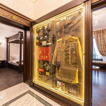 Private Museum Apartment With Antique Decor Bucareste Exterior foto