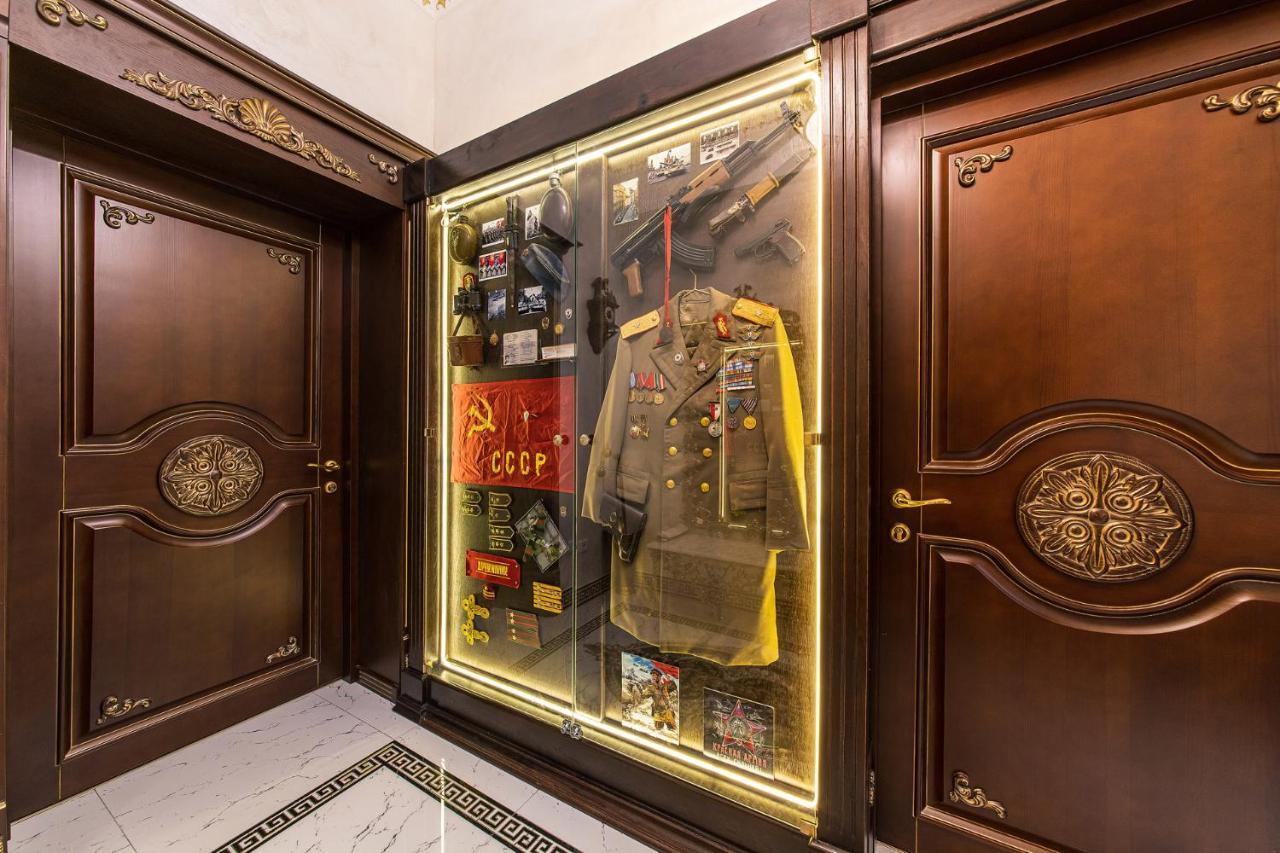Private Museum Apartment With Antique Decor Bucareste Exterior foto